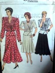 9568 VOGUE SS-LS TUCK PEPLUM TOP, FLARE SKIRT LENGTHS PATTERN 16 or 12 Choice